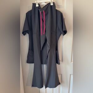 Smitten SCRUBS Set - Grey w/ Pink Trim (Top M, Pants S/T) LIKE NEW